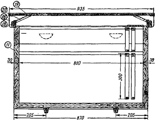 Устройство лежака на 20 рамок: Разрез поперек рамок